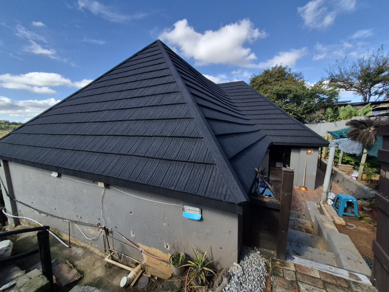 Extreme Thatchers - Why Thatch Tile Slider 11